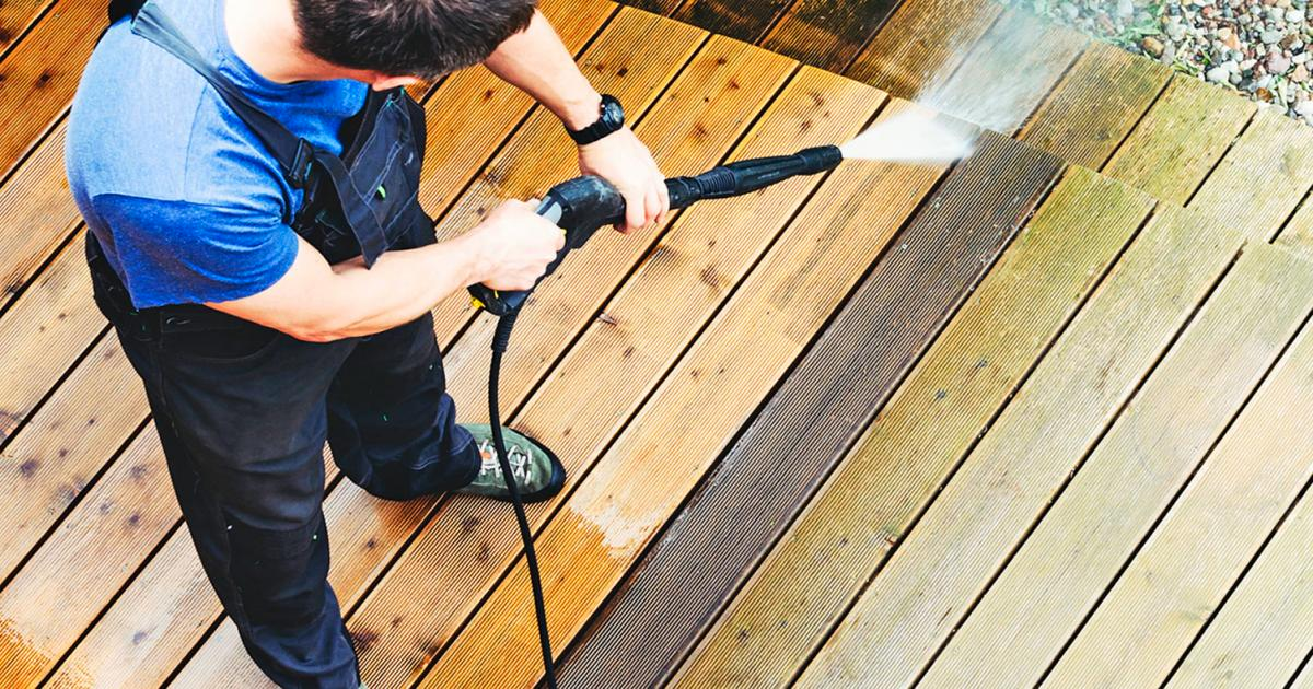 Few Important things you need to know about Wooden Deck Maintenance