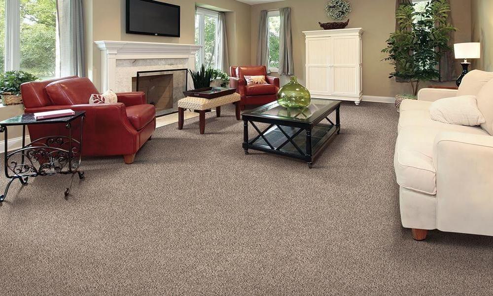 What are the benefits of wall-to-wall carpets in interior design?