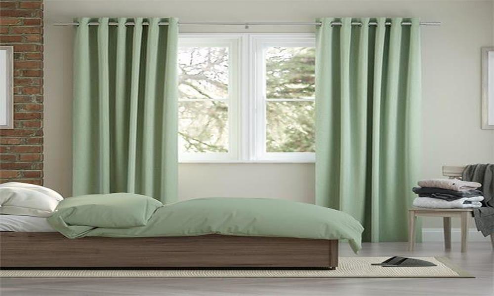 What are the benefits of silk curtains?