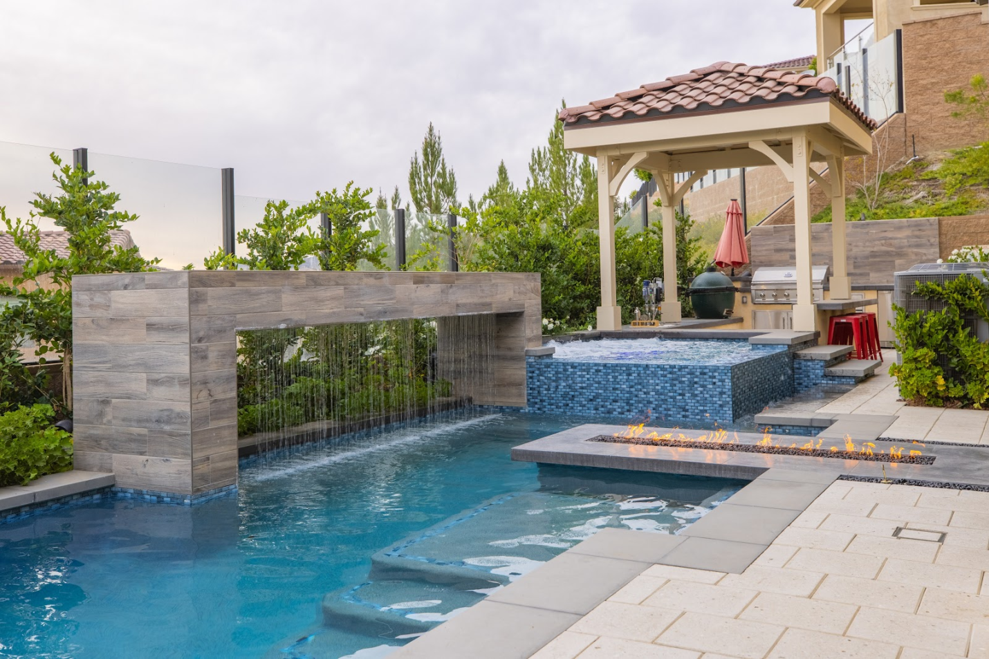 Great Design Tips When Remodeling Your Pool